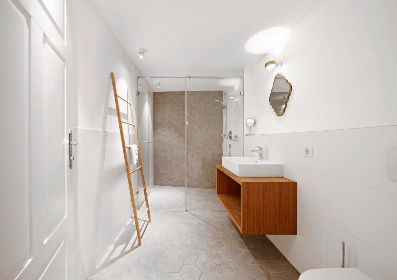 Numa Salzburg Nora Apartment Bagian luar foto
