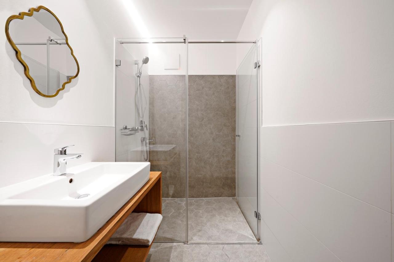 Numa Salzburg Nora Apartment Bagian luar foto