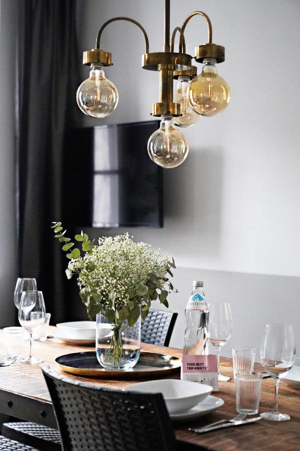 Numa Salzburg Nora Apartment Bagian luar foto