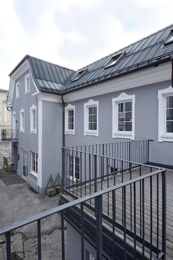 Numa Salzburg Nora Apartment Bagian luar foto